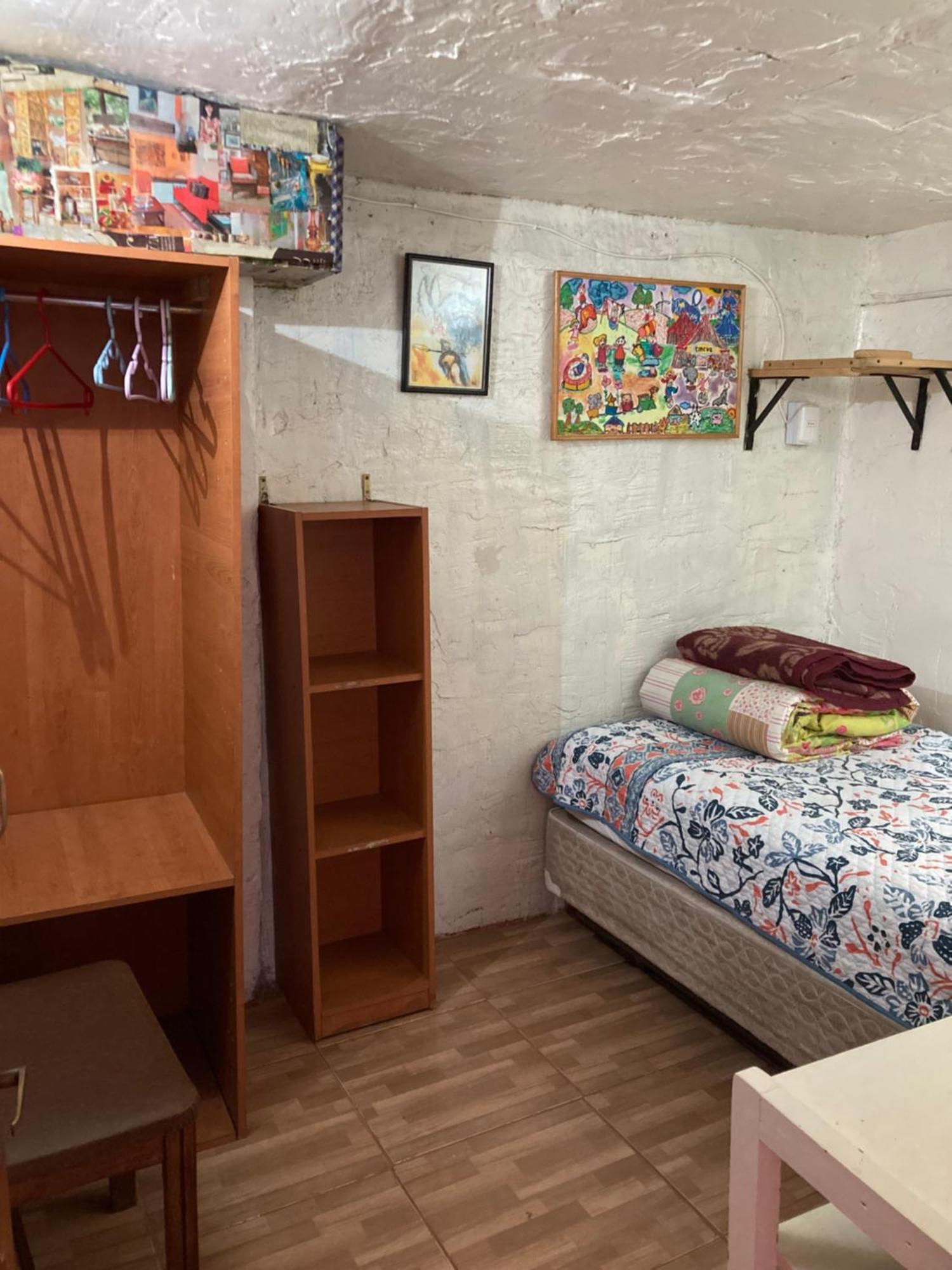 Hostal Buena Vista Сан Антонио Екстериор снимка