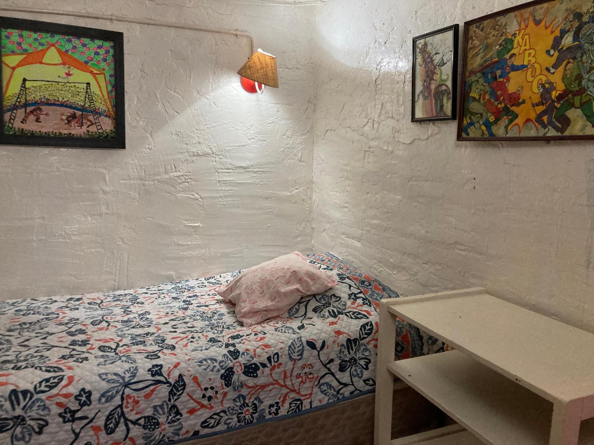 Hostal Buena Vista Сан Антонио Екстериор снимка