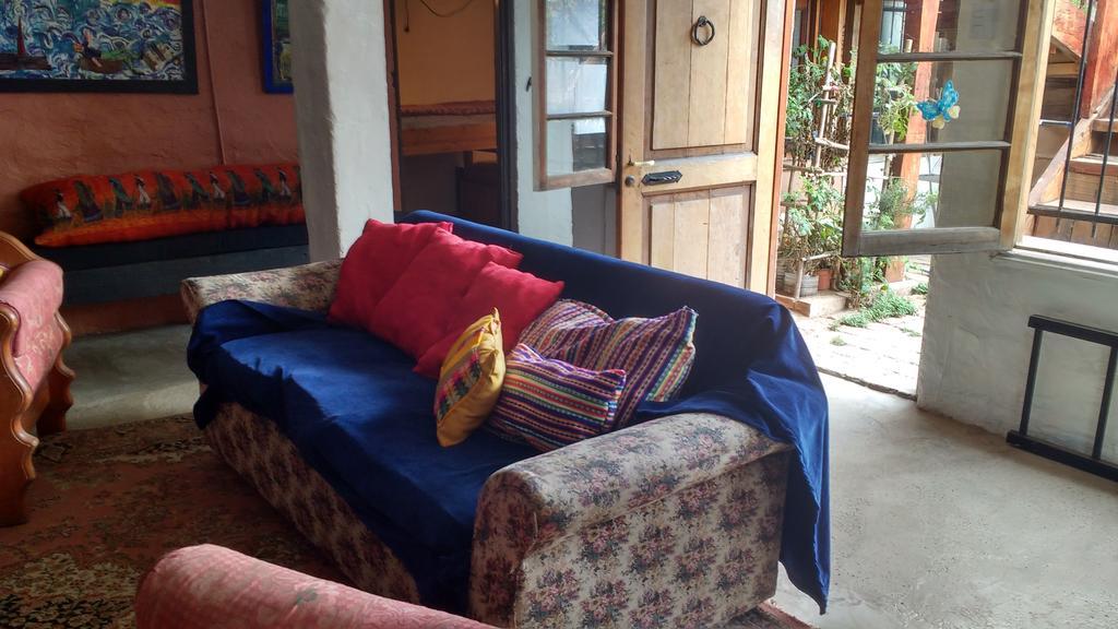 Hostal Buena Vista Сан Антонио Екстериор снимка